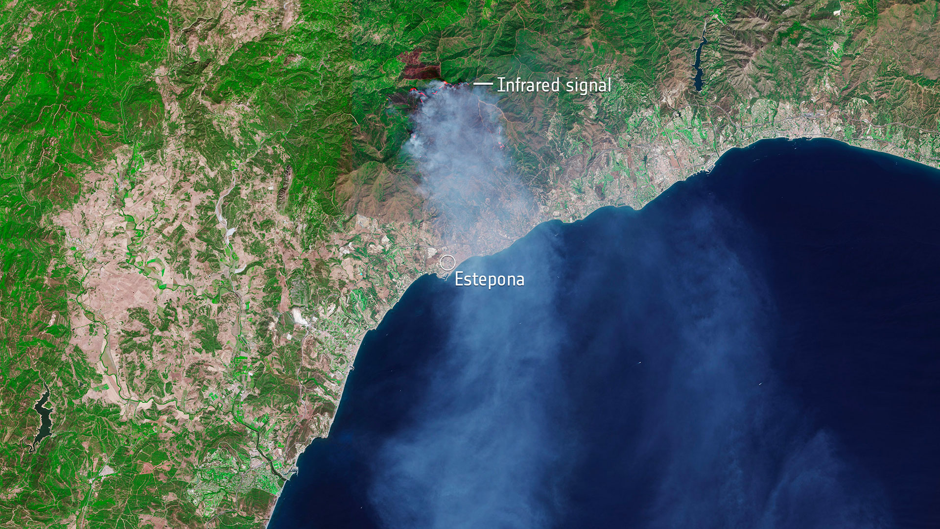 Satellites can also help in the fight against wildfires. Like this forest fire in Spain, captured by Sentinel-2 on 10 September 2021. Shortwave and infrared processing highlight the fire front. 