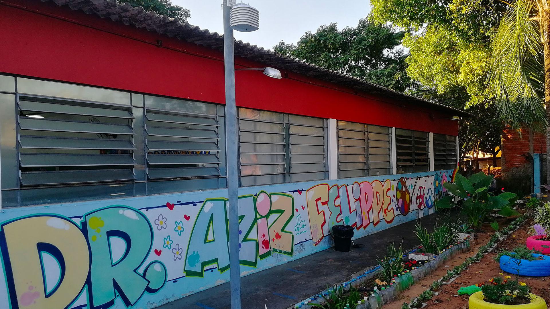 Installation of connected sensors in Presidente Prudente, Brazil. To be as generic as possible, ALTELYS is simultaneously being developed in the French city of Rennes. 